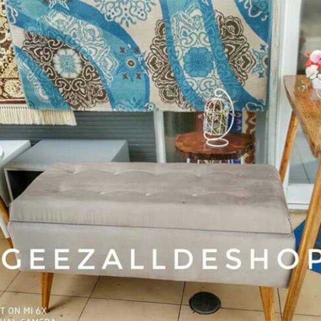 Stool Set  + Meja Bulat + bench