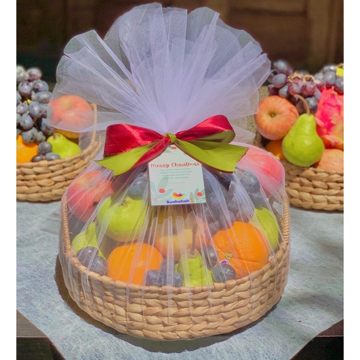 

PROMO Aesthetic Hampers 470k Parsel Buah Lebaran