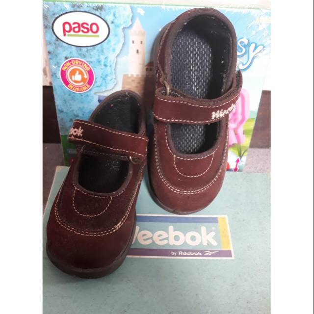 Sepatu balita ex display