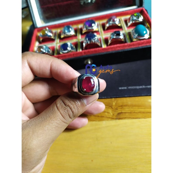 Cincin Permata - Natural Ruby Pigeon Blood