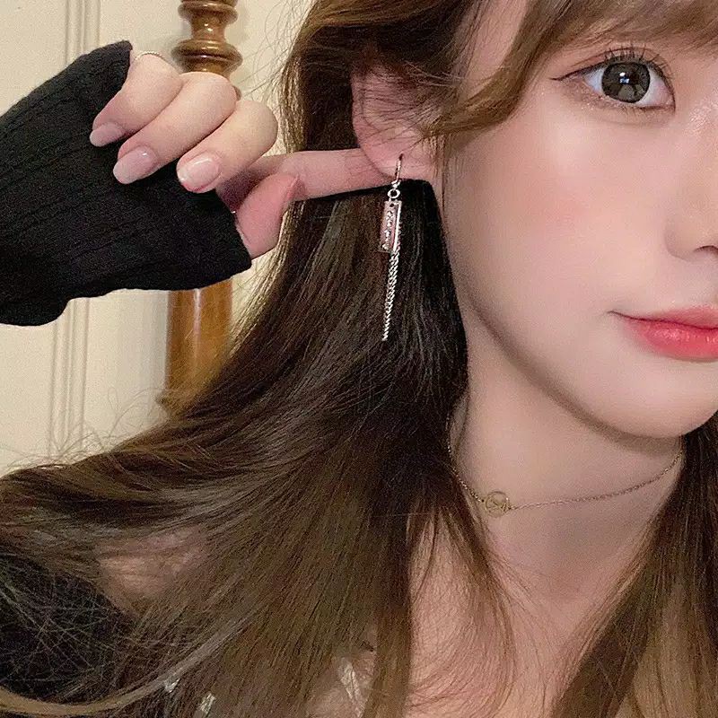 safeera earings / anting seojun / anting korea