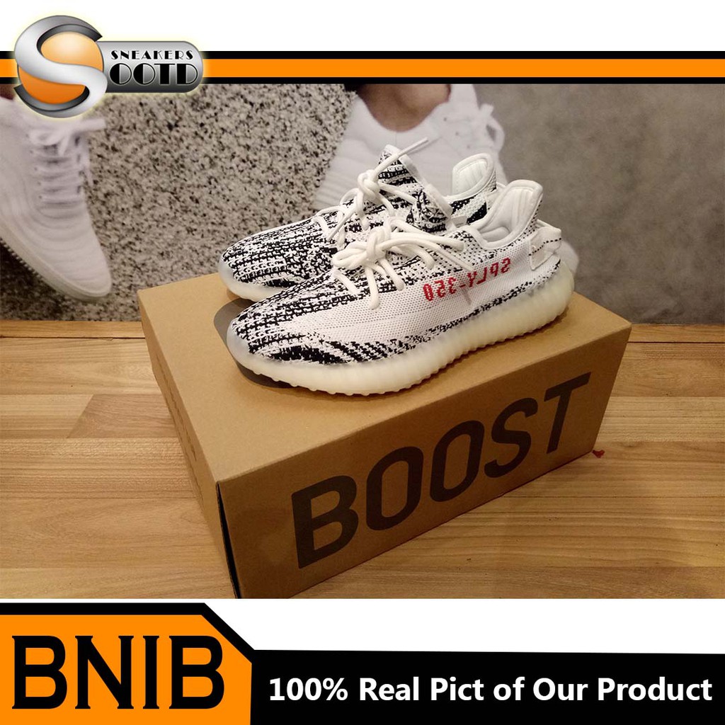 Sneakers Casual Adidas Yeezy Boost 350 V2 Zebra - Putih Hitam Merah