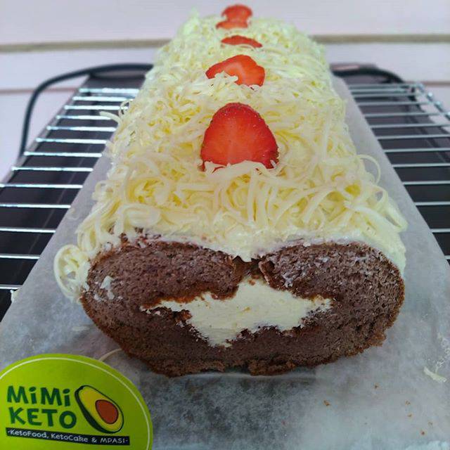 Keto Swissroll Cake