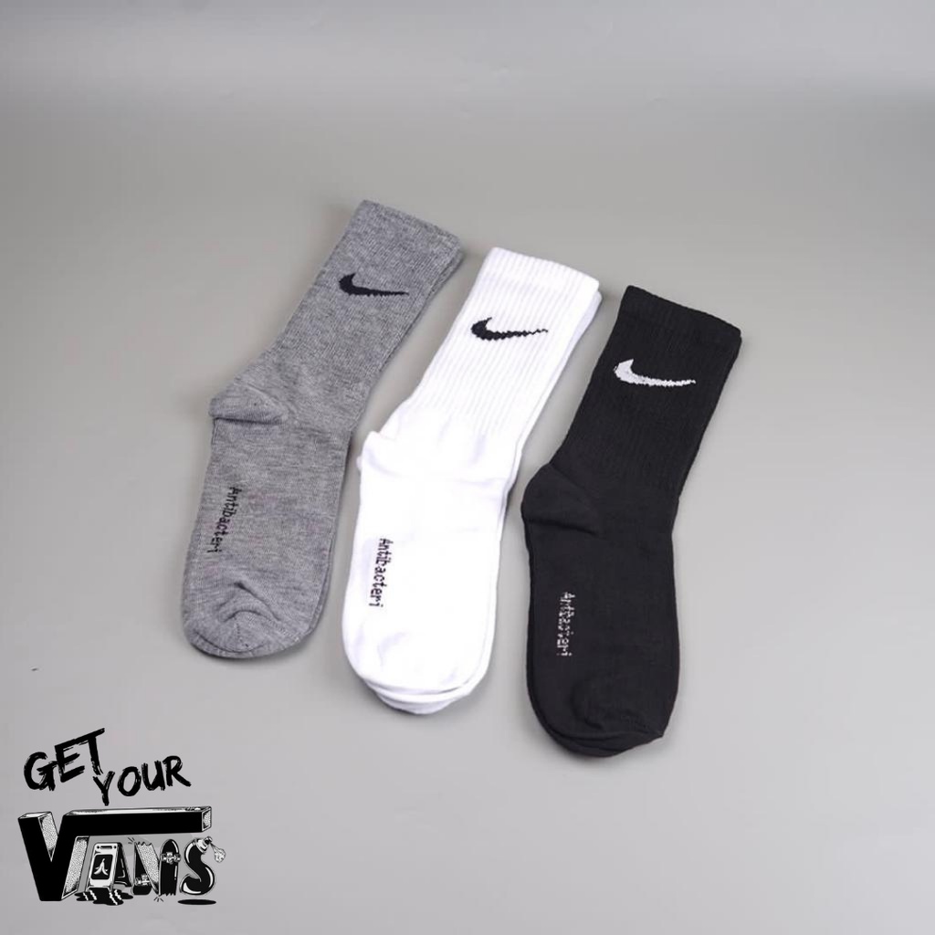 Kaos kaki Nike Everyday Lighweight Angkle DRI-FIT Original (3 Pcs)