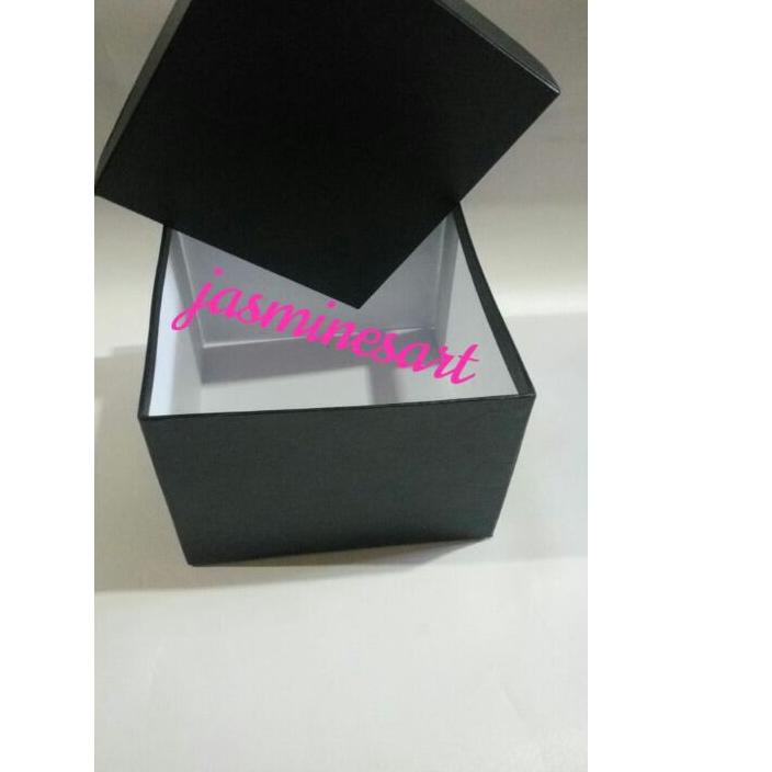 

▲ Flower Box Bloom Persegi 20x20T15, 25x15T10/Kotak Kado/Bloom Box / Gift Box Kotak Kado/ Box Bunga ℗