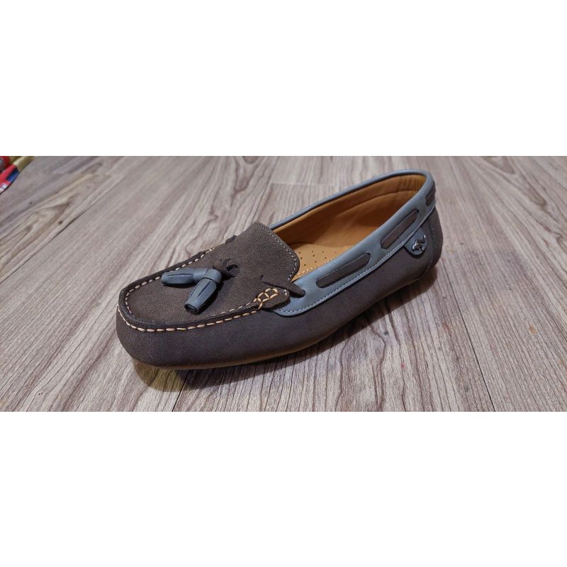 Sepatu Wanita Kangaroo