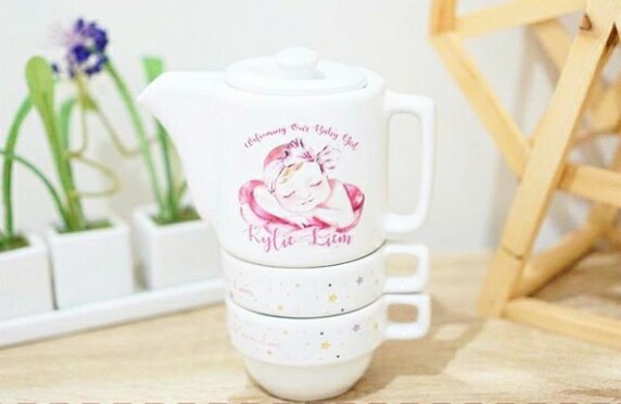 Minim 25pcs Souvenir One Month Hamper / Souvenir Teapot / Teko Susun 2 Cangkir (mika Hard Box)