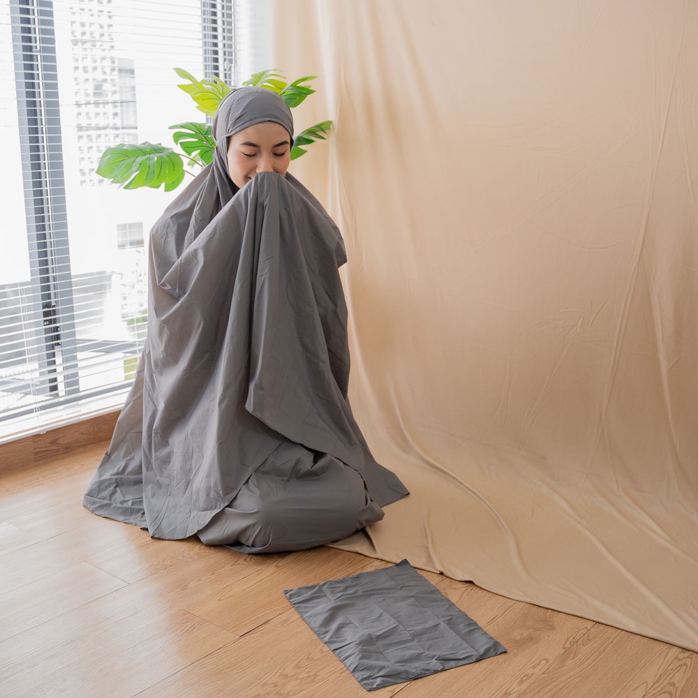 ALIF MUKENA MINI PARASUT PREMIUM KOREA TRAVEL - ULTIMATE GRAY ( MKN-052 )