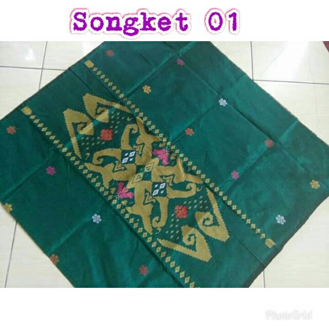 Kain Songket Tenun Silungkang Motif Borneo Warna Hijau
