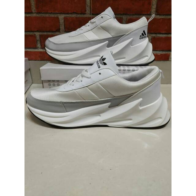 Sneakers adidas SHARK