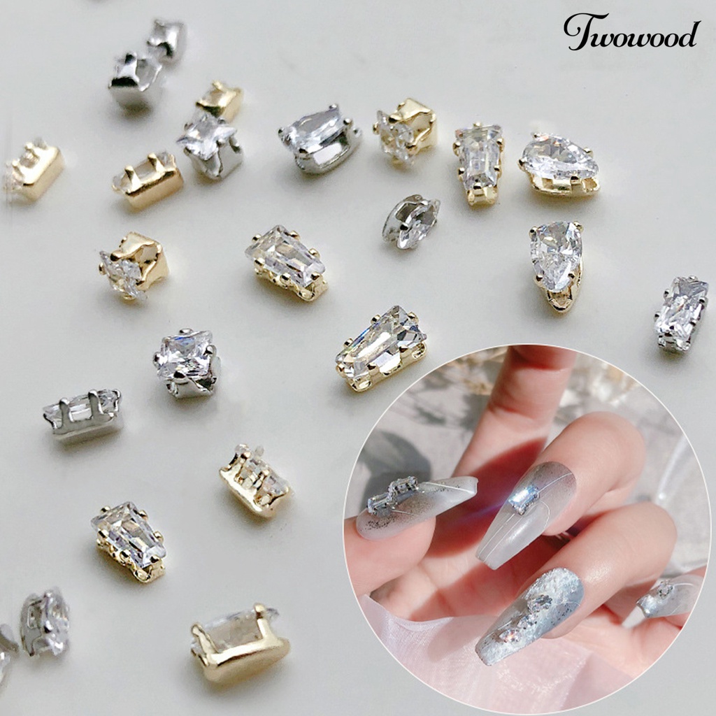 Twowood 10Pcs / Set Kuku Palsu Asimetris Aksen Cubic Zirconia 3D Anti Karat Untuk Nail Art / Manicure DIY