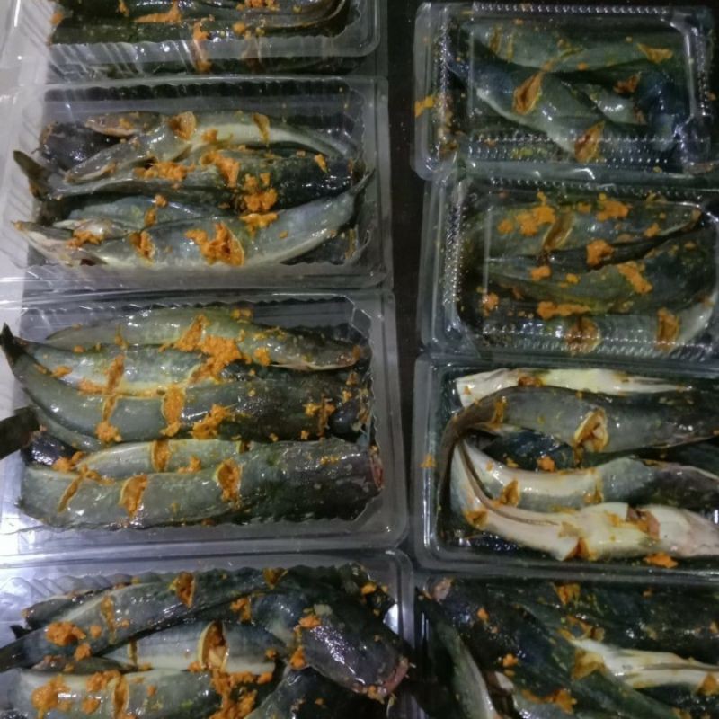 

Ikan Lele Bumbu Kuning 500gram