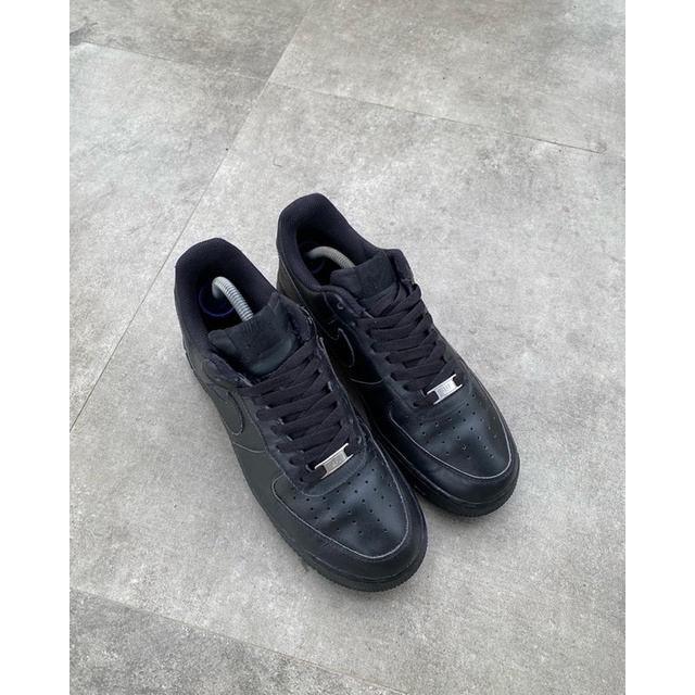 NIKE AIRFORCE 1 TRIPLE BLACK