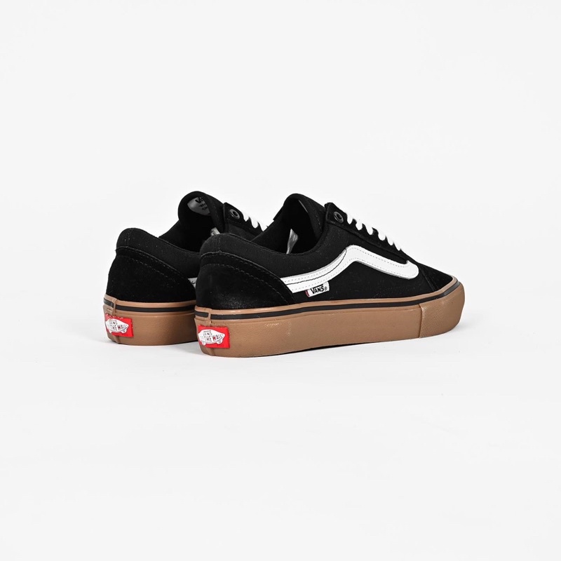 V4ns Oldskool Pro Black Gum