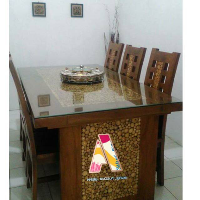 meja makan koin trembesi,mebel jepara,furniture