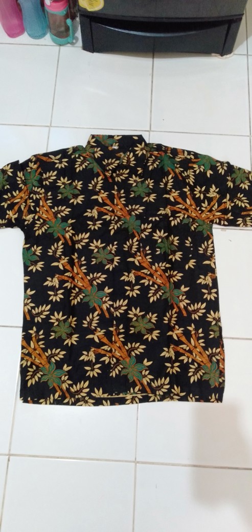 Kemeja Batik Motif Daun/batak