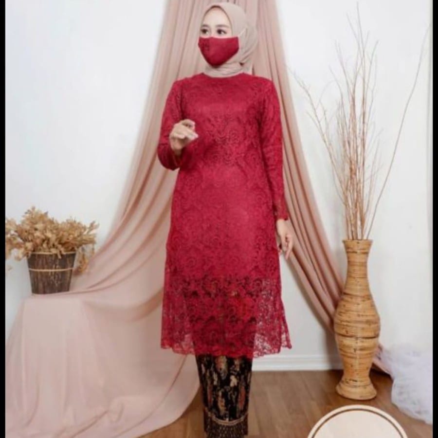 PROMO! Kebaya terbaru kebaya modern wanita kebaya wisuda / Kebaya brukat modern / Tunik kebaya brukat / Tunik kebaya kondangan / Tunik kebaya modern 2022 / Setelan kebaya modern 2022 kondangan / Setelan tunik kebaya rok batik Maroon