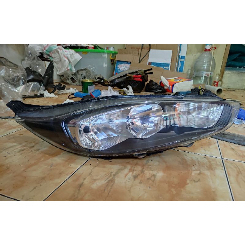 Headlamp lampu depan headlight ford fiesta 2013 2014 2015 2016  original