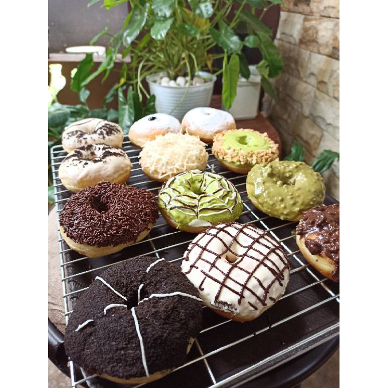 

Donat Kentang & Bombolini