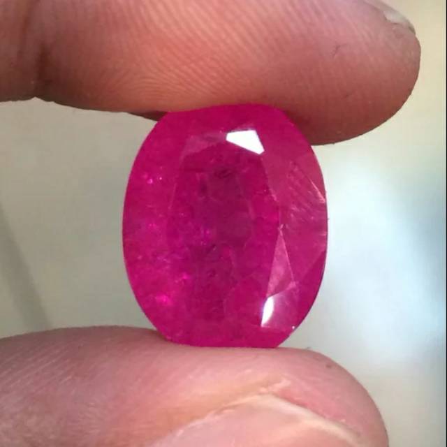 Batu Permata Ruby Catam Pecah Seribu HQ