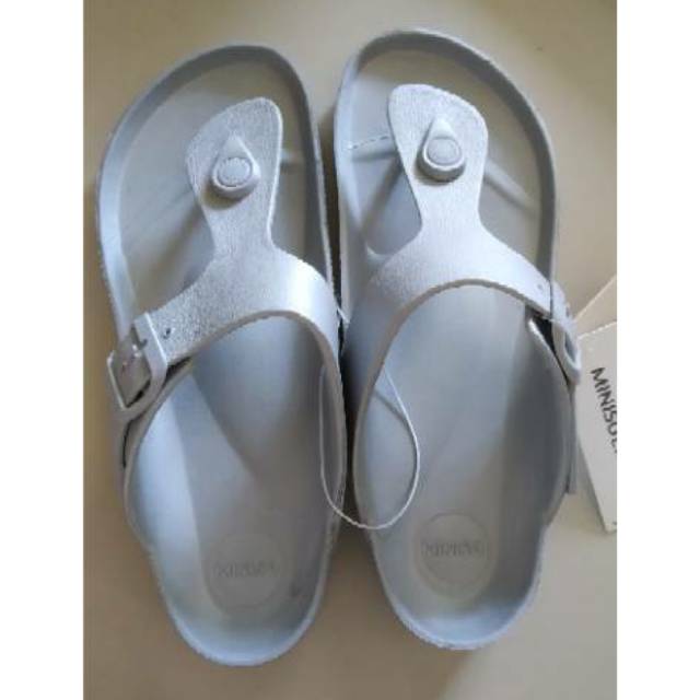 MINISO MEN S WOMEN S FASHIONABLE FLIP FLOPS sandal MINISO MEN S WOMEN S FASHIONABLE FLIP FLOPS sandal