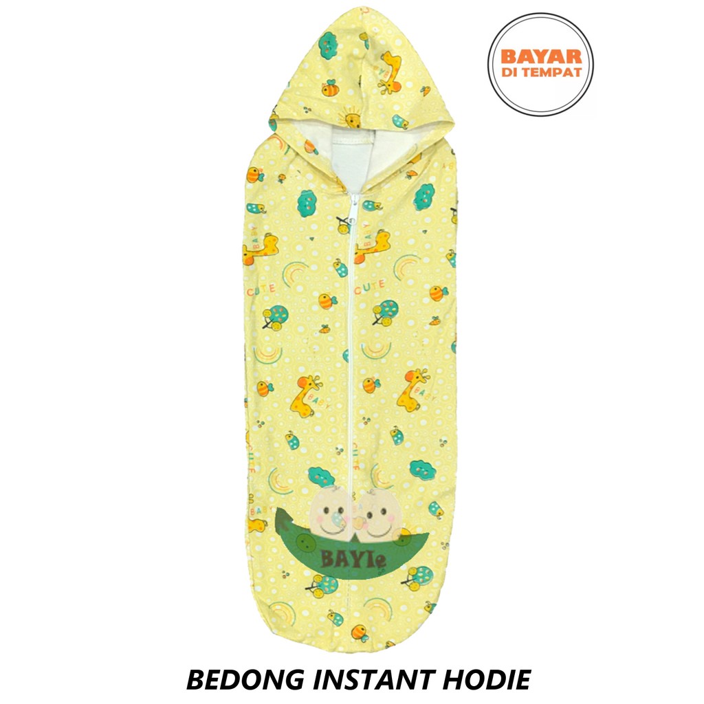 BAYIe - 3 PCS Bedong Bayi Instan dengan topi / Bedong HOODIE Motif RANDOM RYN'S Bahan 100% Katun DK