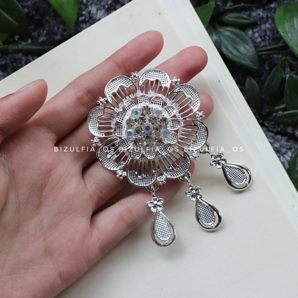 Bros kebaya / bros kutubaru / bros dada / bros cantik / bros branded / bros wanita / aksesoris cewek-Dsilver