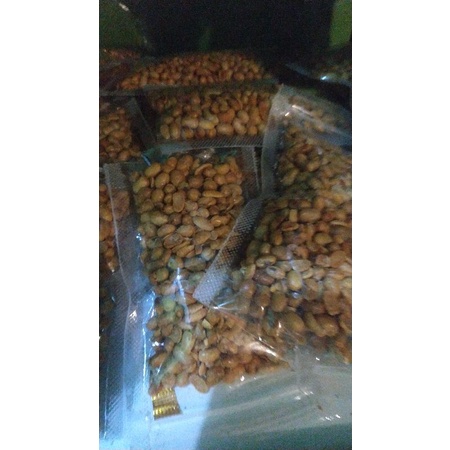 

kacang kriuk gurih renyah