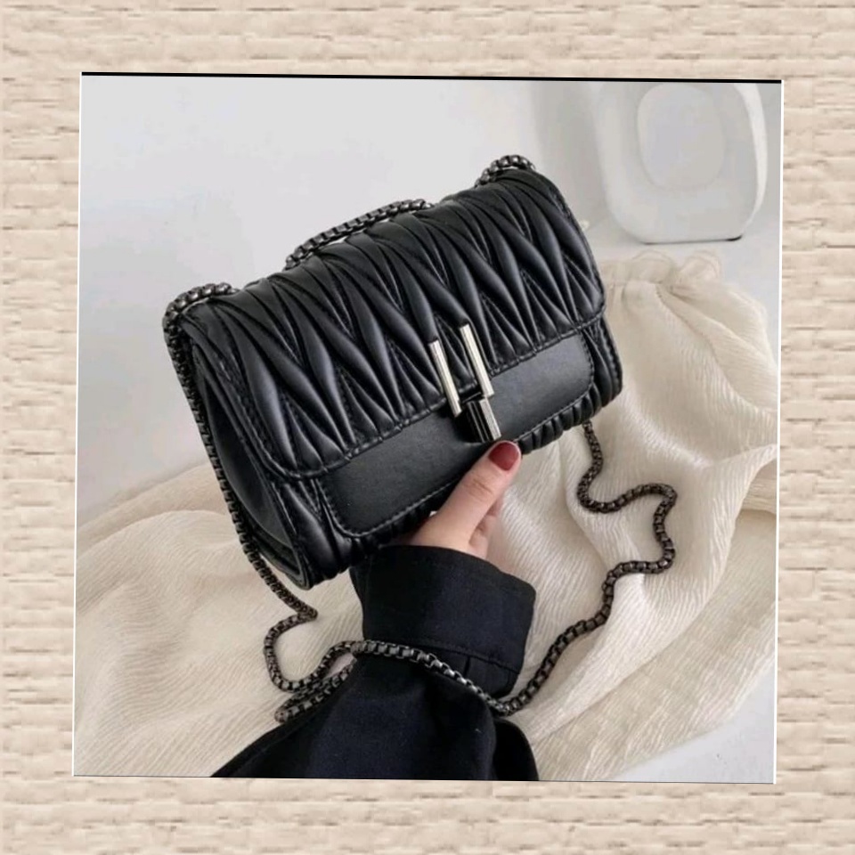 Slingbag Tas Syakira Black Rantai Hitam Wanita Selempang IRVANBAGSHOP