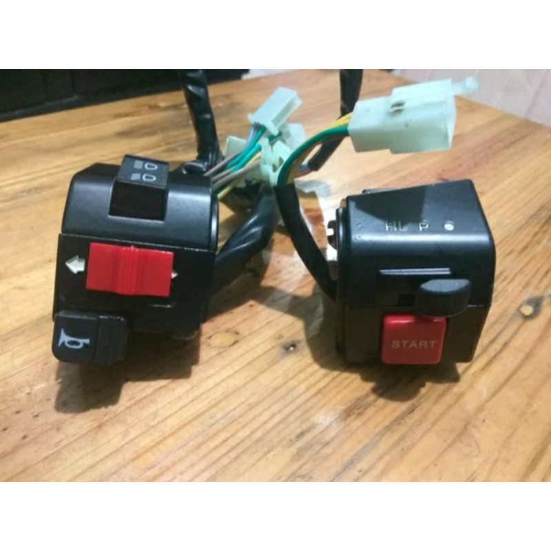 SAKLAR SET ASTREA 800-GRAND-ASTREA PRIMA-ASTREA STAR--SAKLAR SET KANAN KIRI HONDA ASTREA GRAND-ASTRE