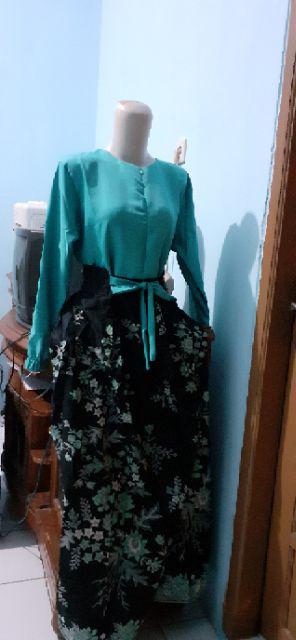 Couple Gayatri Couple Gardena Lumbung Batik