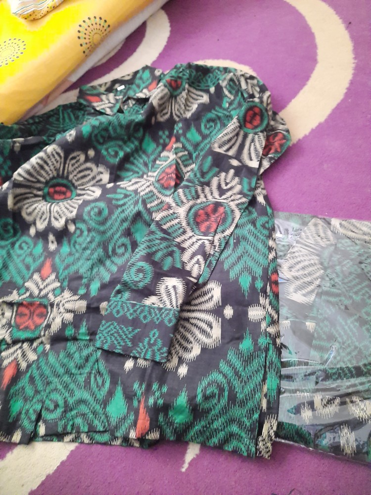 Kemeja Batik Semi Sutra Shyntetic Premium Exclusive Puring Istimewa Bahu Pakai Busa