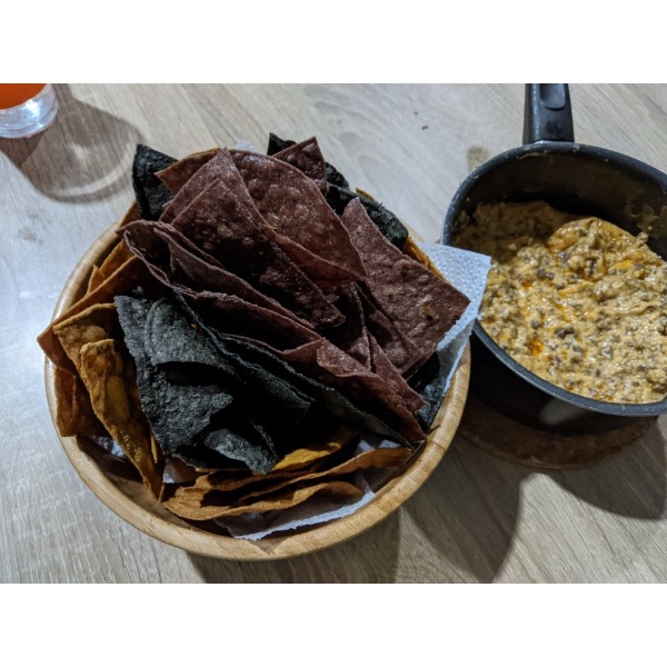 

CORN TORTILLA (Vegan, Gluten free) Cocok untuk Nachos 12cm 500gr (+/- 35pcs)