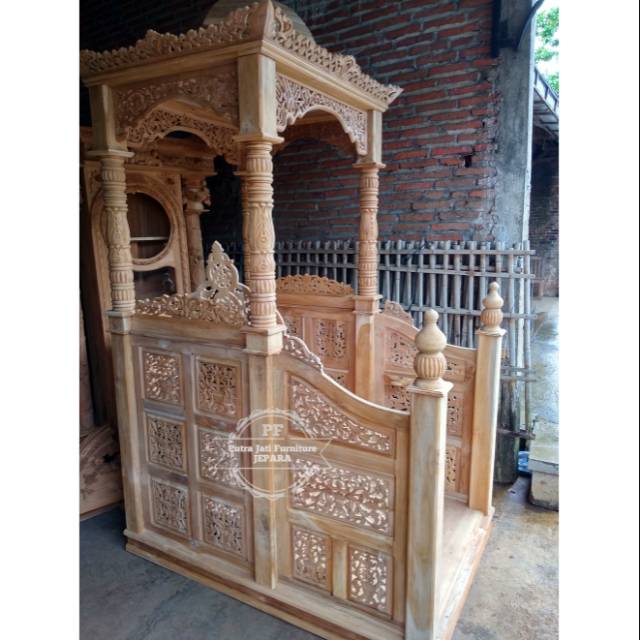 Mimbar Khotbah Masjid Full Ukir Kayu Jati Jepara, Mimbar Masjid Besar Ukir Khas Jepara