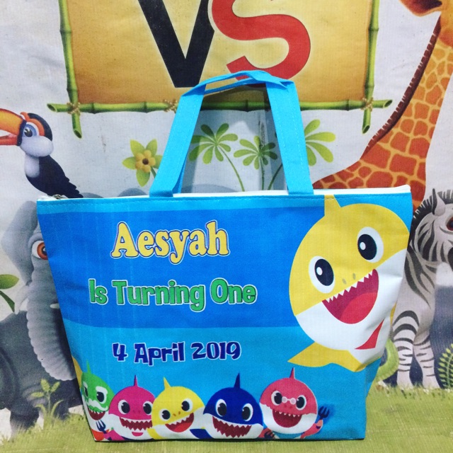 Tas ultah custom tema baby shark