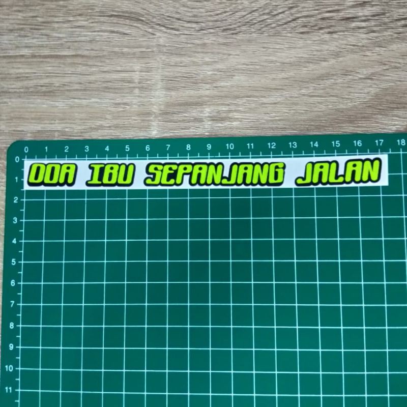 STIKER VISOR HELM DOA IBU SEPANJANG JALAN