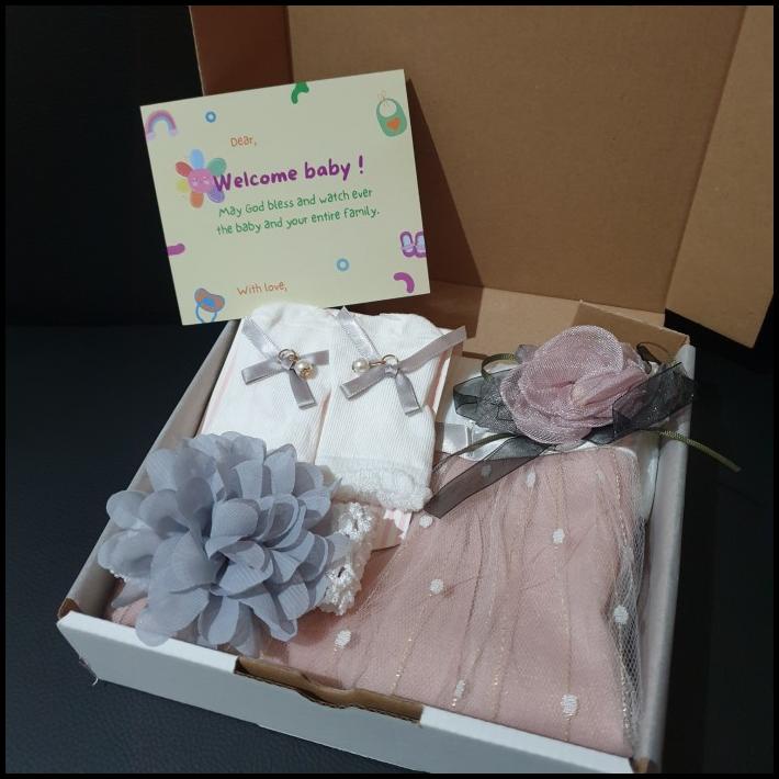 

Hampers Bayi Perempuan Kado Baby