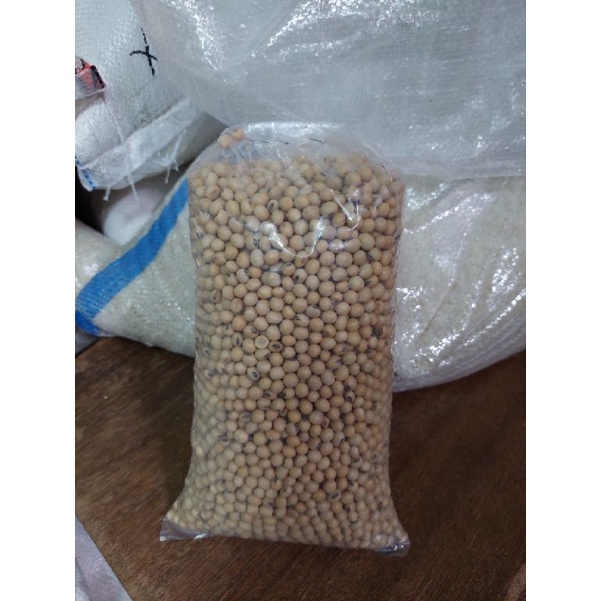 

Kacang Kedelai Premium USA kemasan 1KG