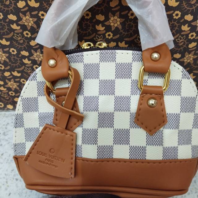 LV Alma mini, tas wanita LV , tas wanita, tas elegan,tas cantik