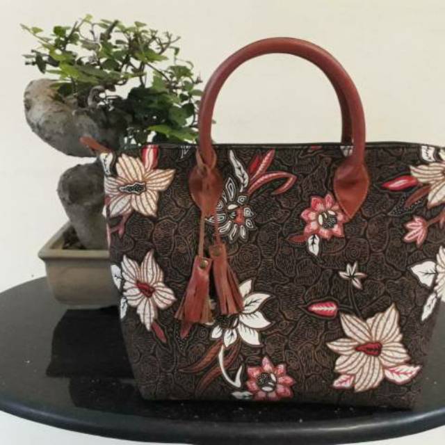 Tas Batik Kulit Sapi Pull Up