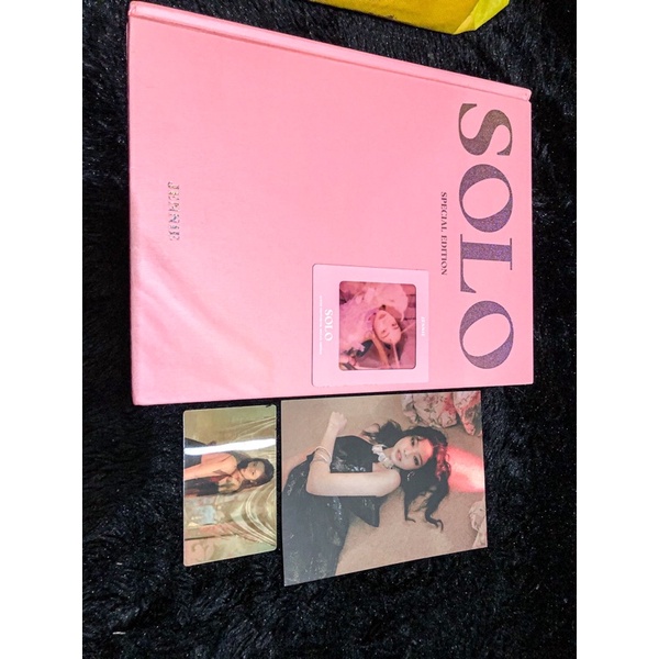 ALBUM SOLO JENNIE SPECIAL EDITION