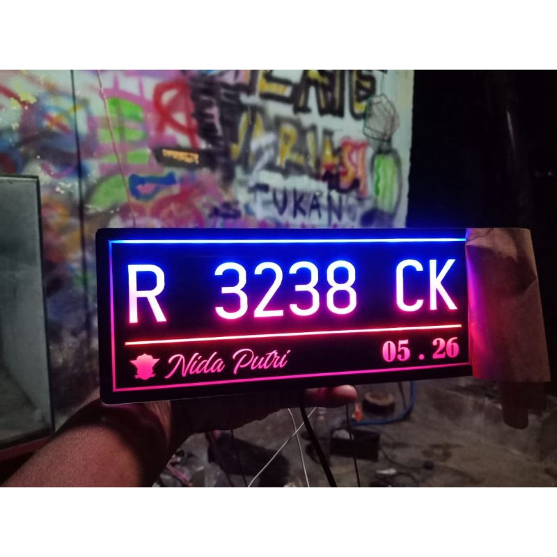 plat nomor led akrilik custom ( satu )