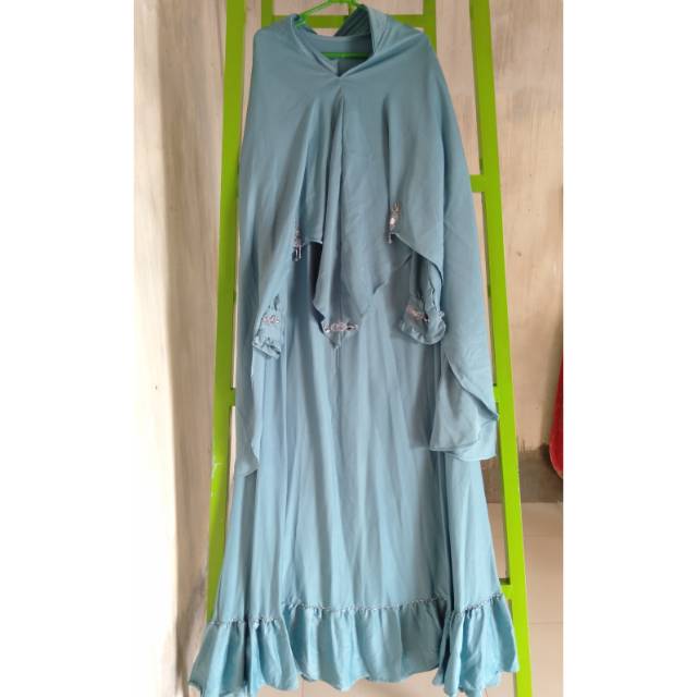 Preloved gamis syar'i