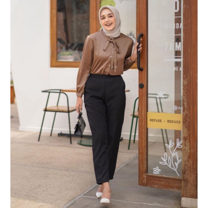 New viera pants black by GEULIS (sblm tnya tlg dibaca detailnya)