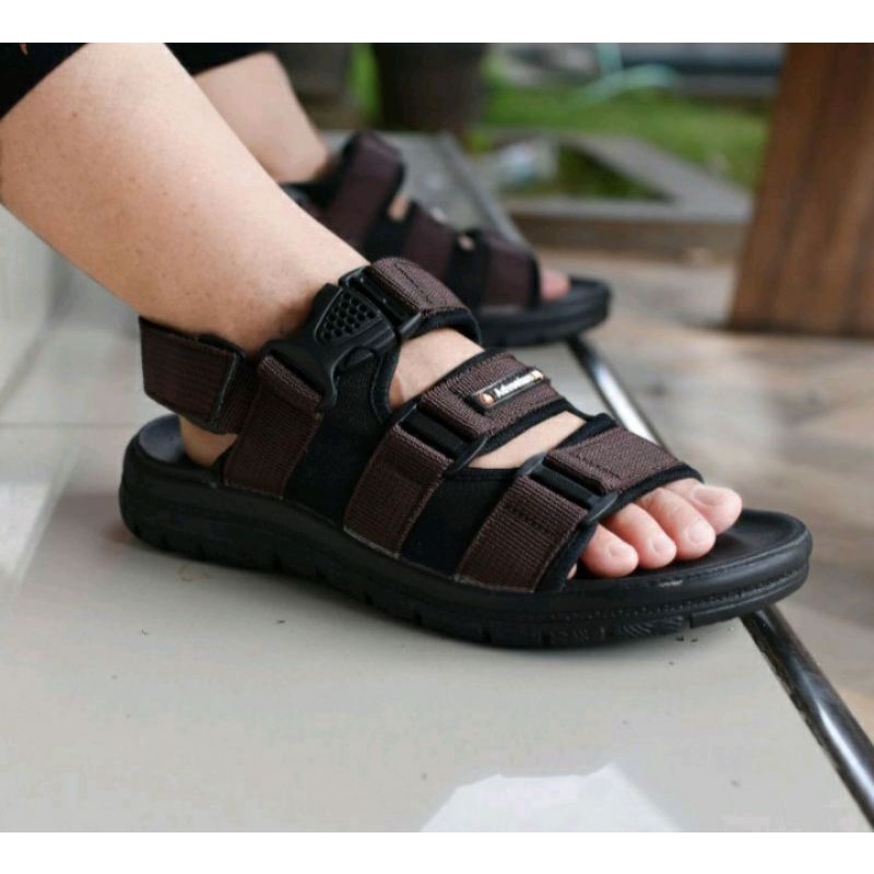 sandal gunung sandal casual terlaris trend masa kini santai nyaman di pakai berkuwalitas mewah