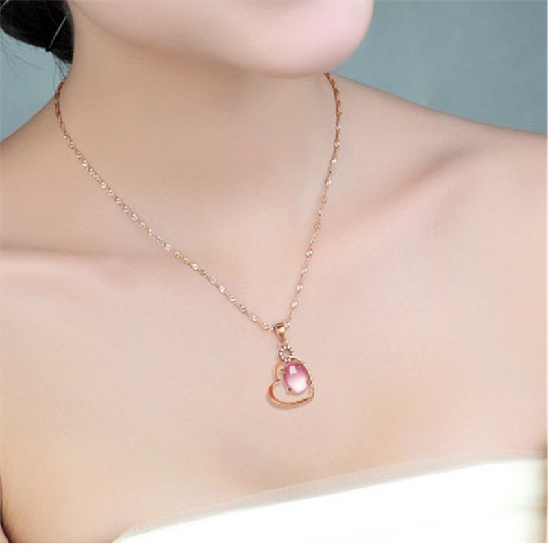 [Ready Stock]Fashion Silver Plated Love Heart Pink Crystal Pendant Necklace