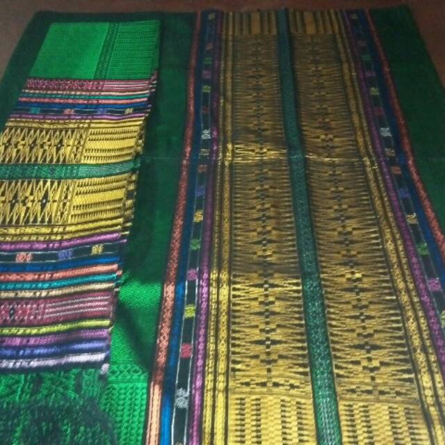 Ulos Tumtuman hijau+emas