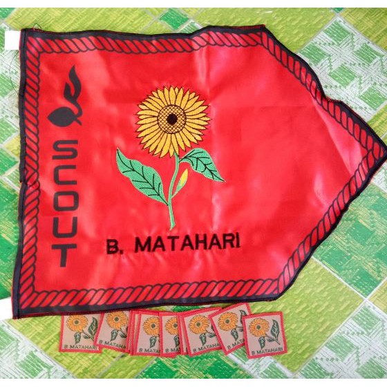 Jual 1 Set Bendera Regu + Tanda Regu Bunga Matahari Pramuka Bordir ...