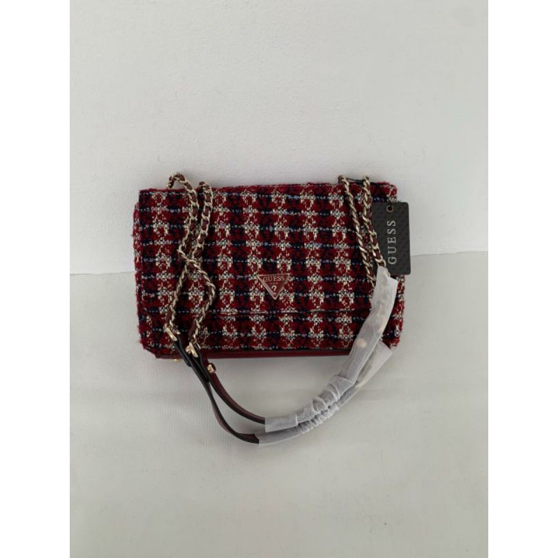 tas guess casely rajut merah