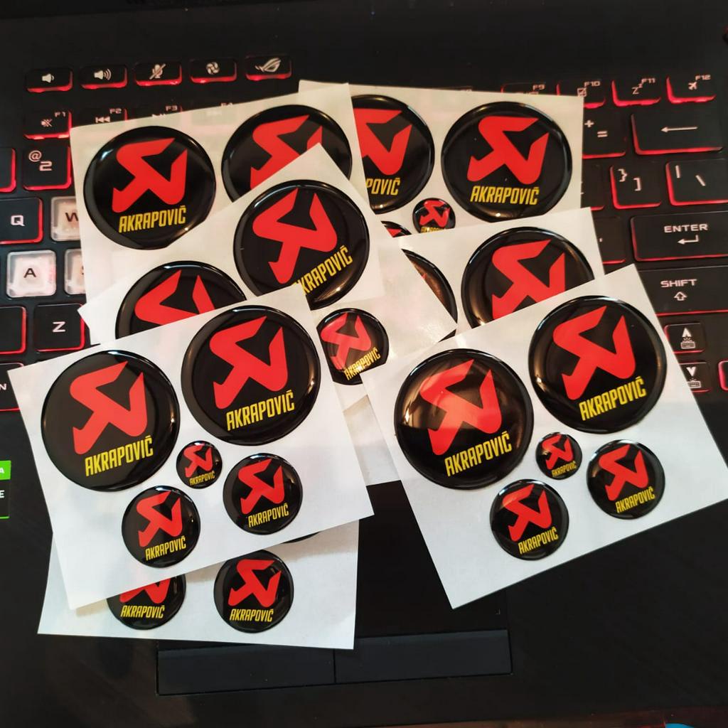 STIKER MOTOR TIMBUL EMBLEM LOGO AKRAPOVIC YAMAHA AEROX NMAX LEXI SET AKSESORIS AESTHETIC KEREN